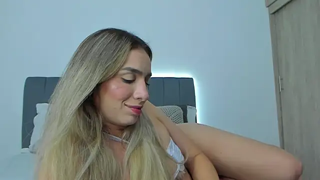 צ'אט XXX בשידור חי של im_sarah34