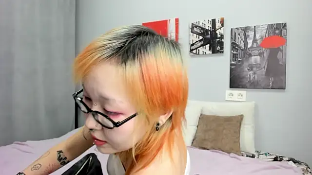 Cute__Kiko Adlı Modelin Canlı XXX Sohbeti