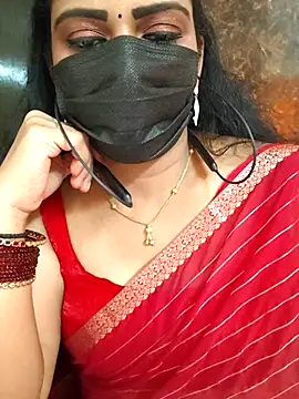 soundharya_tamil's Live XXX Chat