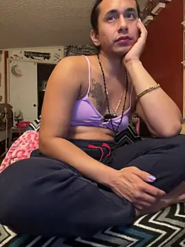 Pokazy przed kamerką – TranSexualJade95