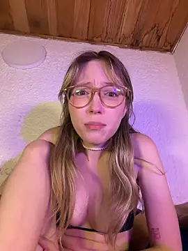 Czat XXX na żywo – ReenKitty