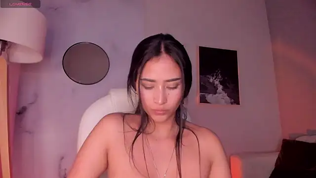 צ'אט XXX בשידור חי של lara_madisson