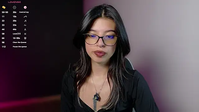 دردشة NanakoDollx الجنسية المباشرة