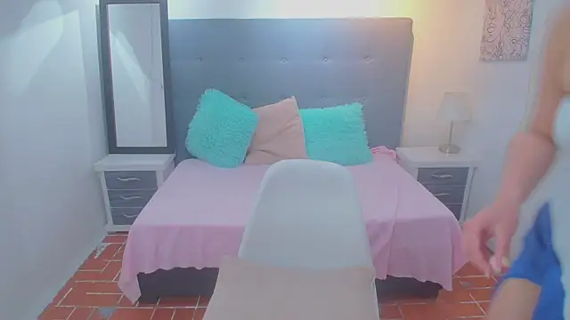 chaneelstark's Live XXX Chat