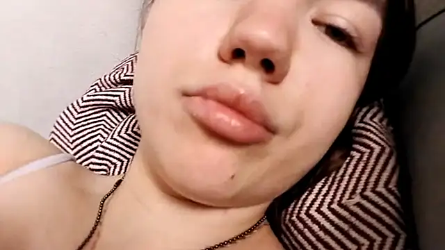 FewerCadre's Live XXX Chat