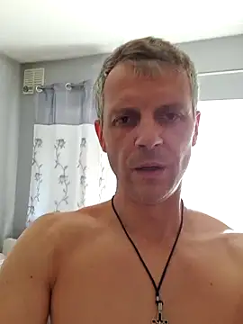 Chat +18 de ChiefApron5 ao vivo