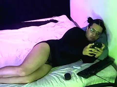 צ'אט XXX בשידור חי של DDAVIDFERRERR