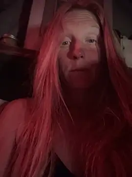 GoldenFlameGoddess' Live XXX Chat