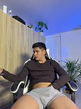 SantiLux_ Chat XXX live