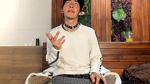 XXX chat uživo modela Angel_Marzel_