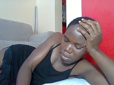Chatroom XXX en direct de Blacksexyqueen24