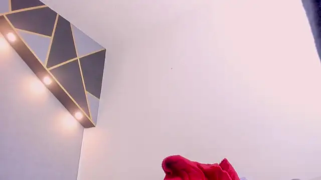 Chat +18 de brigittemiller ao vivo