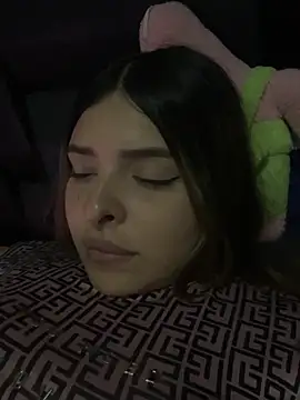 Nahomy_cm লাইভ XXX চ্যাট