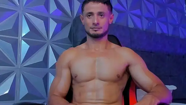 Adonys_Lewis_ Live XXX-chat