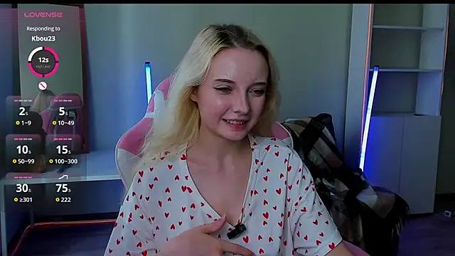 _CloudNine_ – Live XXX-chat