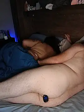 ThisGuy42on Live XXX chat