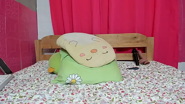 HotHornyClit4U Obrolan Langsung XXX