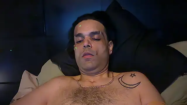 icebergslim281's Live XXX Chat