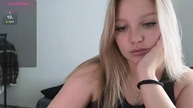 bettyloveu's Live XXX Chat