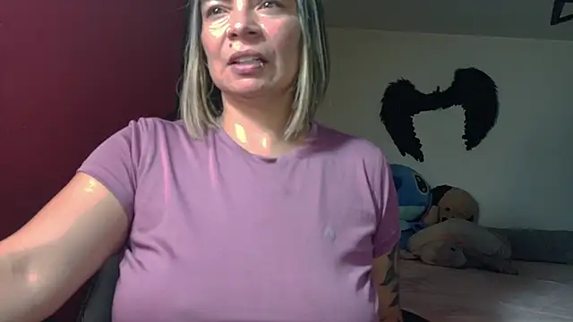 Chat XXX en directo de charlotedoll