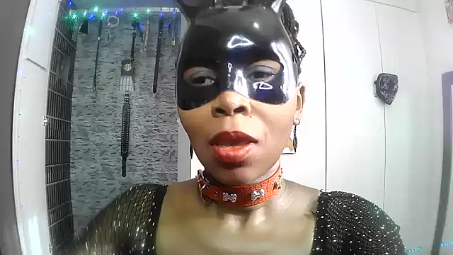 BaDSubMiss' Live XXX Chat