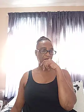 Hotgrannyx Adlı Modelin Canlı XXX Sohbeti