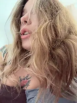 _NotYourSlut_ Pertunjukan Webcam