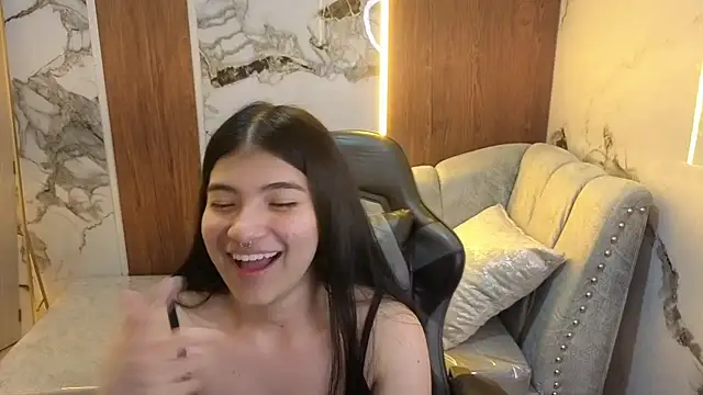 alesia_v_v's Live XXX Chat
