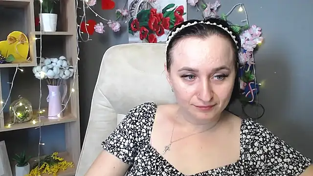 NinaFlawlees – Naživo XXX chat