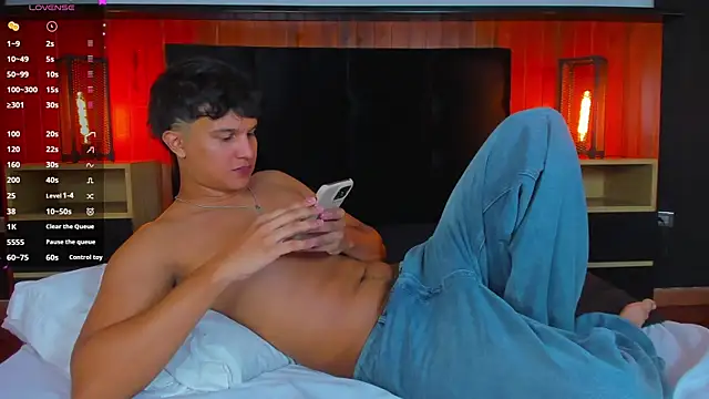 Leo_Savage_ Live XXX Chat