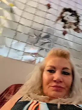 trippsgotlips' Webcam Show
