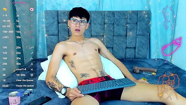 แชท XXX สดของ NicolasTorrez