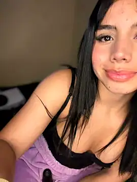 Laura-Khalifa's Live XXX Chat