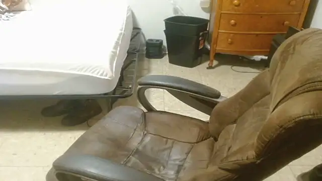 XXX chat uživo modela DADDY_KANE8---