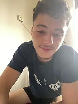 denysio89 লাইভ XXX চ্যাট