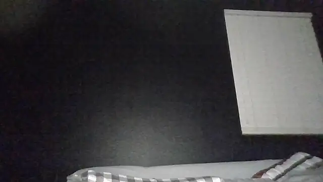 Chat XXX en directo de Mikecloudyhawk