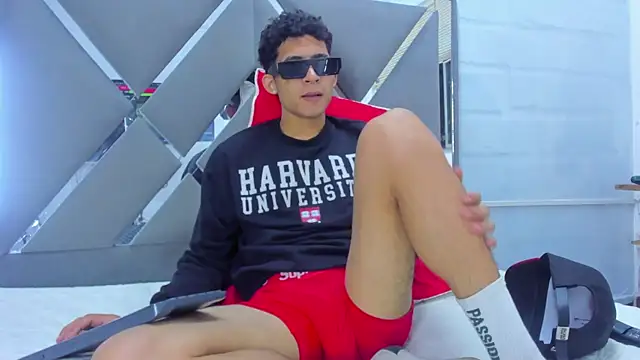 JARED_BOY1 Chat XXX in diretta