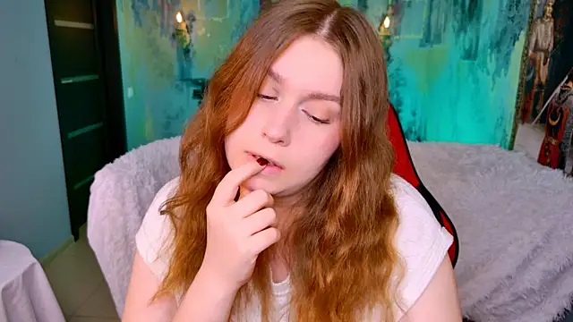 FioraMarmoris' Live XXX Chat