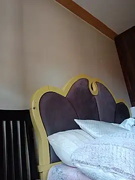Thickskinnie – Naživo XXX chat