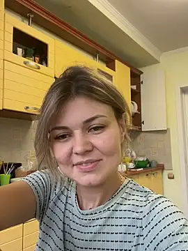 _Lisa_ Adlı Modelin Canlı XXX Sohbeti