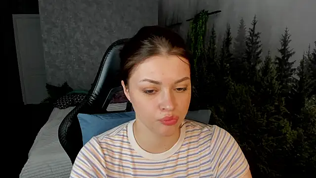 Maya-Mimin Live XXX chat