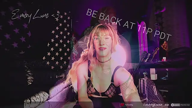 EmeryLune_xo Live XXX-chat
