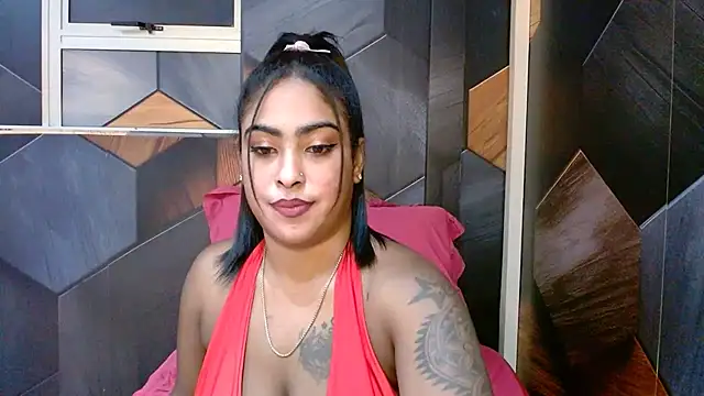 Indian_Shine Chat XXX in diretta