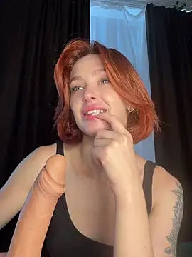 LittleFox___ Chat XXX in diretta