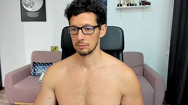 BrutusK08 라이브 XXX 채팅