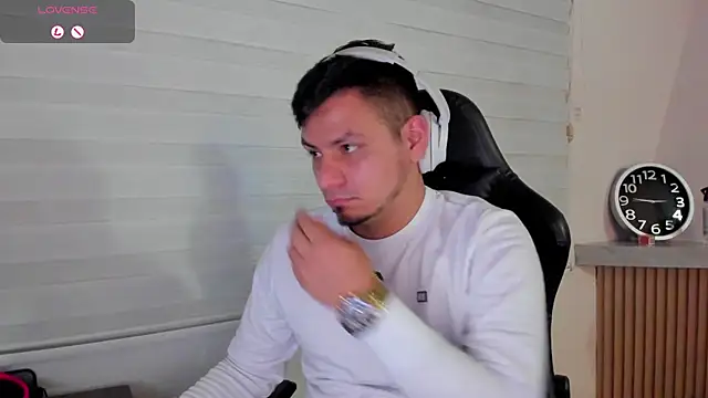 Rick_Adams élő XXX-chatje