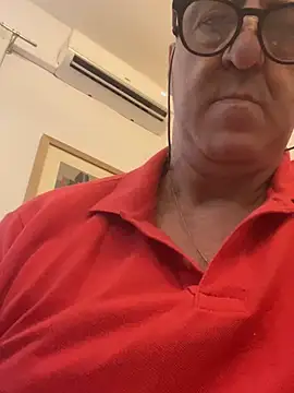 ANONIMO7735 Chat XXX in diretta