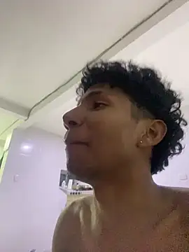 Fabi_Granado 现场XXX聊天
