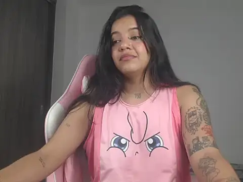ObeyVal's Live XXX Chat