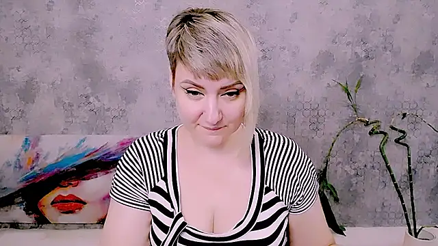 Chat XXX ao vivo de Djullia